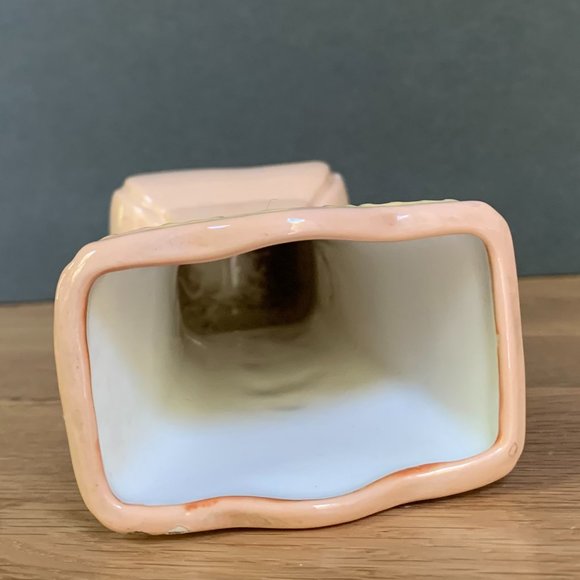 VTG Vase Cameo -like Handles Woman Ceramic Soft Pink - Picture 10 of 12
